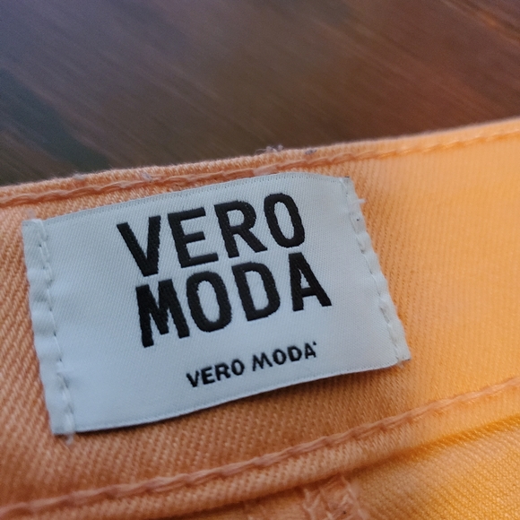 🌴 **SALE**BOGO** Vero Moda Denim Jegging - Picture 3 of 5